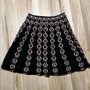Ann Taylor Black Boho Skirt with Red and White Pattern size 0P